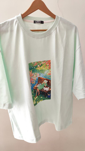 تیشرت زنانه نخ پنبه فری سایز طرح دختر در طبیعت