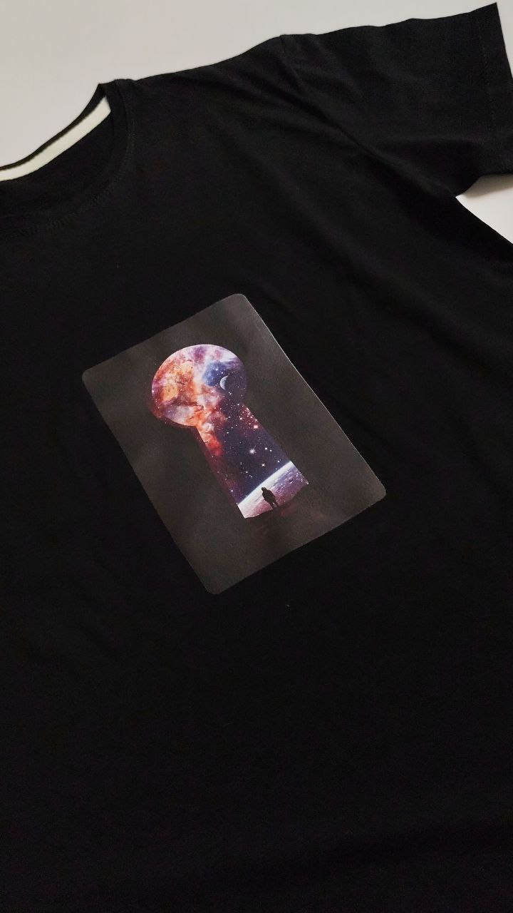 تیشرت زنانه نخ پنبه فری سایز طرح قفل و کهکشان