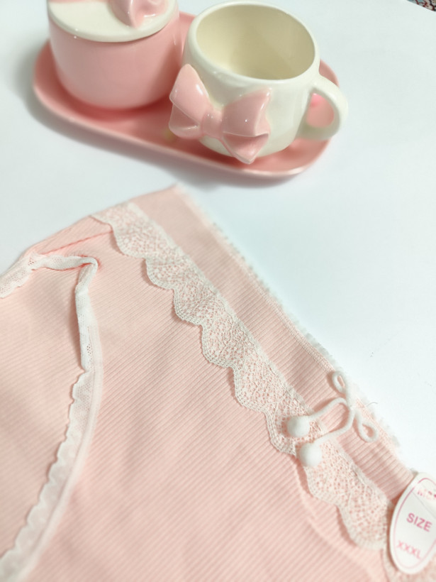 شورت زنانه فانتزی نخی خارجی طرح گل بهاری