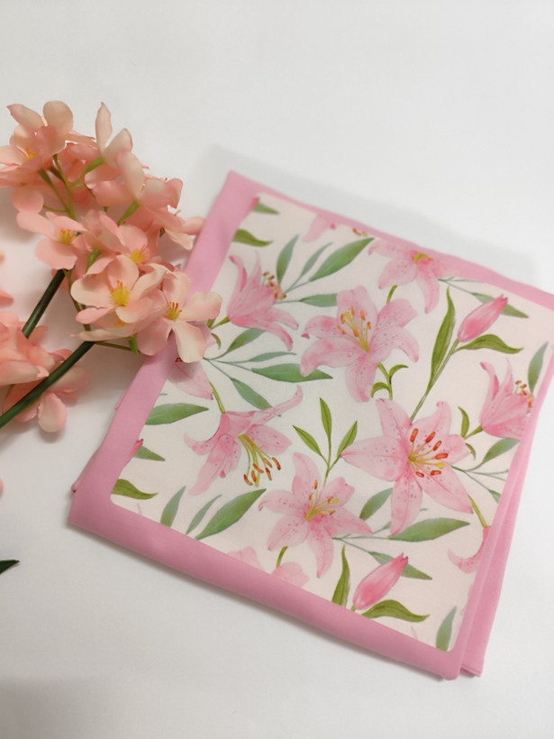 تیشرت زنانه نخ پنبه فری سایز طرح گل لیلیوم