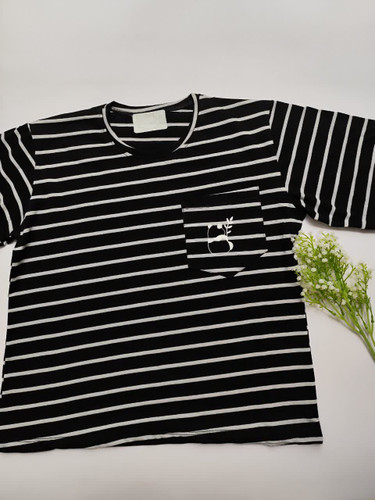 تیشرت راه راه زنانه جیبدار طرح پاندا قهری